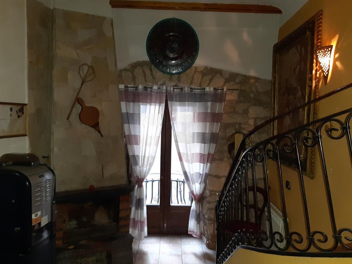 Hotel Casa Rosy Caltanissetta Zewnętrze zdjęcie